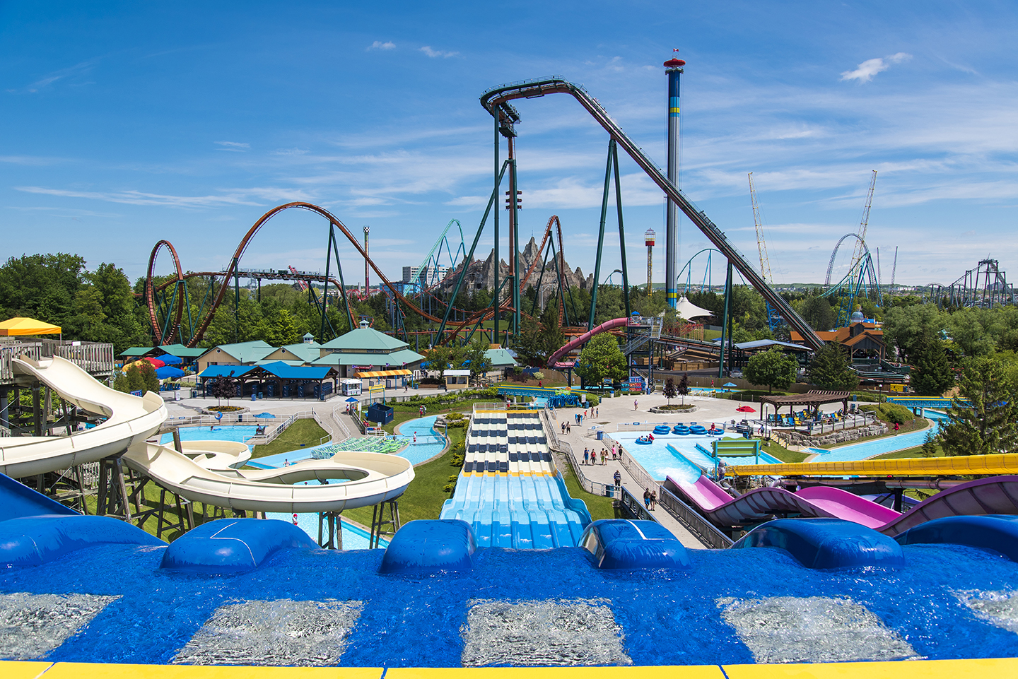 Canada's Wonderland(Contact Oscar)